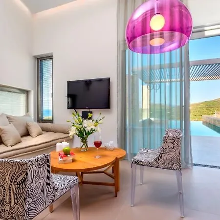Villa Youphoria Sea View